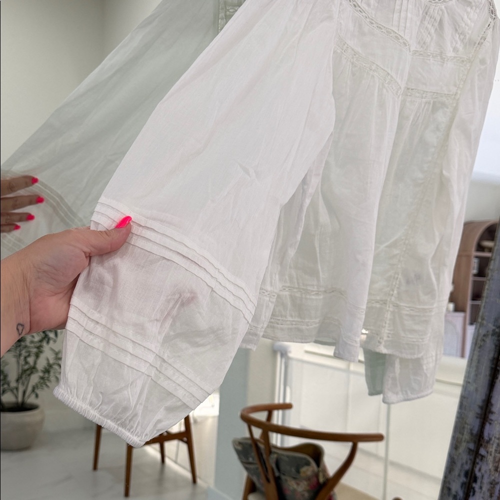 Rails 100% Cotton White Women's Blouse with Delicate Details - Picture 10 of 14